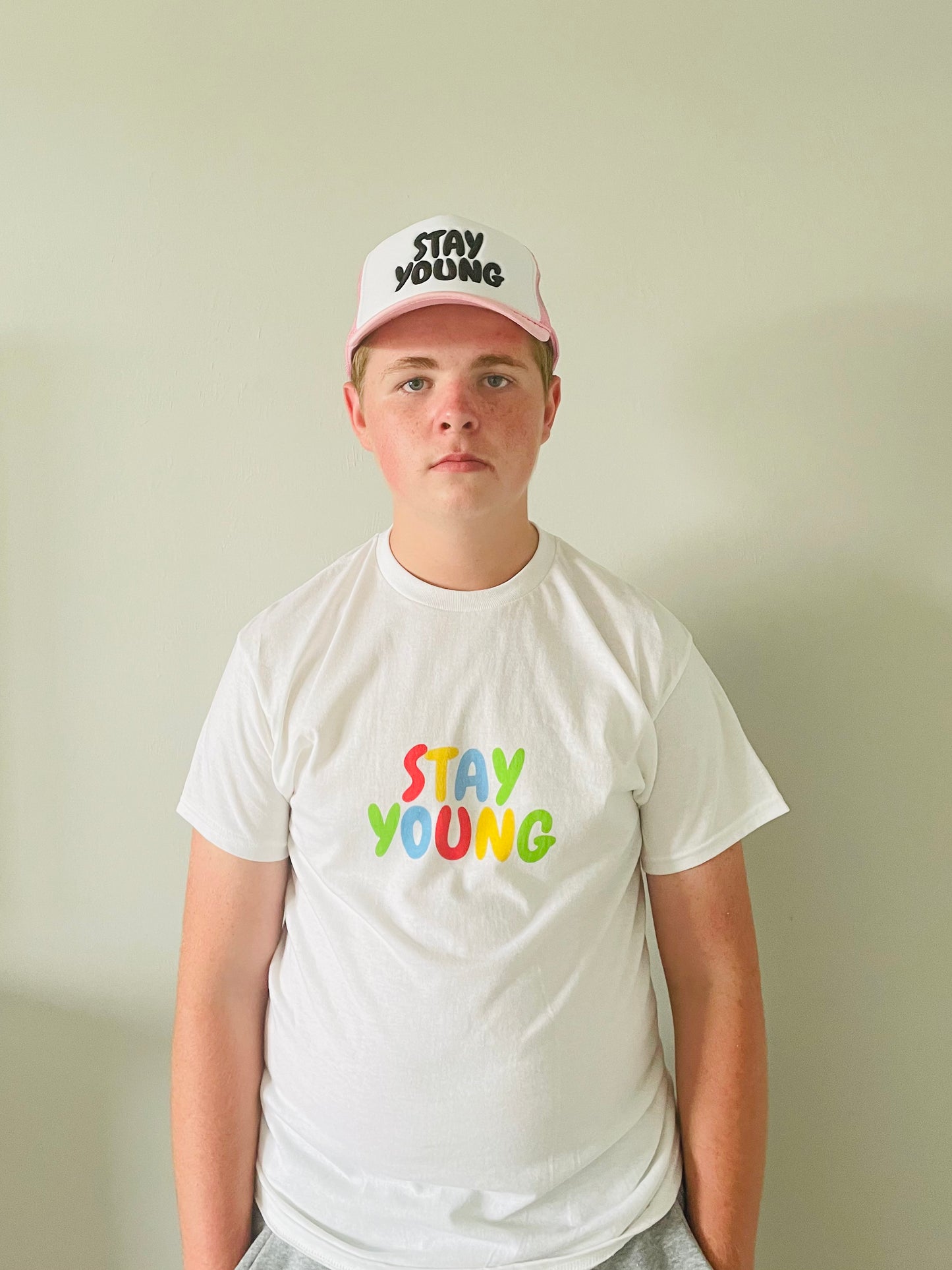 Stay Young T-Shirt White | Color Logo